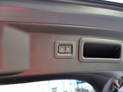 Used 2025 MAZDA CX-50 AWD 2.5 S w/ Premium Plus Pkg image 26