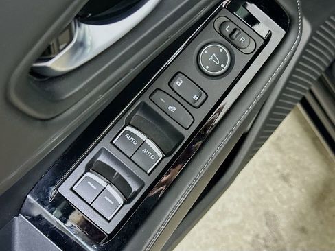 Used 2023 Honda Accord Touring image 20