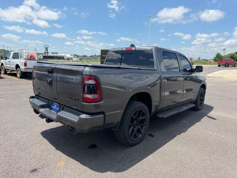 Used 2023 RAM 1500 Laramie AWD/4WD image 5
