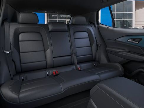 New 2026 Chevrolet Equinox EV LT FWD image 17