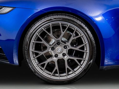 Used 2024 Porsche 911 Carrera 4S w/ Sport Package image 11