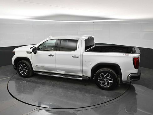 Used 2023 GMC Sierra 1500 SLT w/ SLT Premium Package AWD/4WD image 32