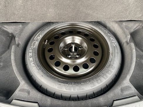 Used 2023 Lincoln Corsair FWD image 7