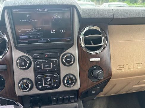 Used 2013 Ford F250 Lariat w/ Chrome Pkg AWD/4WD image 10