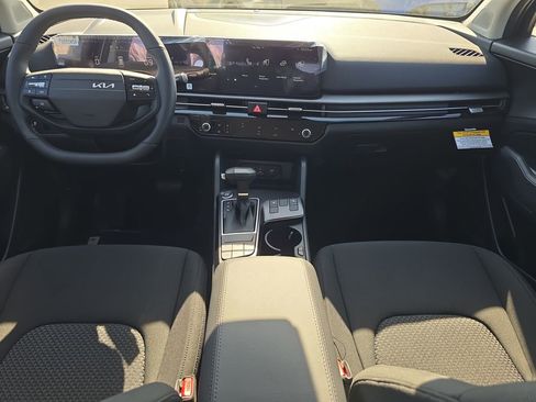 New 2026 Kia Sportage LX image 12
