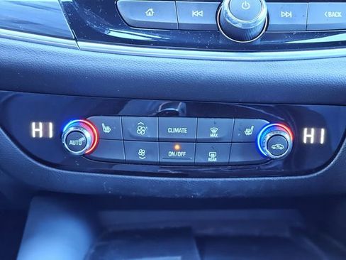 Used 2023 Buick Enclave Essence w/ Sport Touring Edition image 24