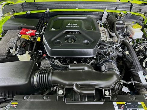 Certified 2021 Jeep Wrangler Sport image 39