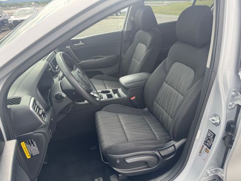 Used 2019 Kia Sportage LX AWD/4WD image 12
