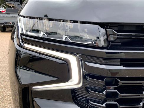 Used 2024 Chevrolet Tahoe Z71 w/ Max Trailering Package AWD/4WD image 28