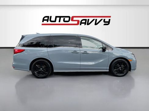 Used 2023 Honda Odyssey Sport image 8