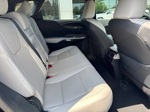 Used 2023 Lexus RX 350 Premium Plus w/ Accessory Package AWD/4WD image 15