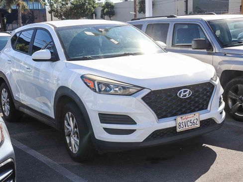 Used 2019 Hyundai Tucson SE image 3