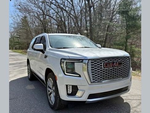 Used 2021 GMC Yukon Denali AWD/4WD image 1