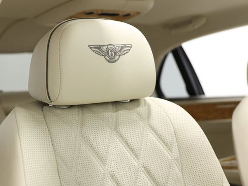 Used 2016 Bentley Flying Spur V8 image 84