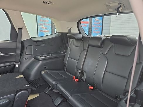 Used 2022 Kia Telluride EX w/ EX Premium Package image 86