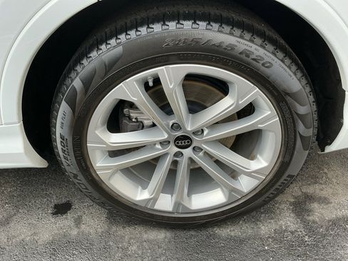 Used 2025 Audi Q7 3.0T Prestige w/ Prestige Package image 27