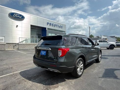 Used 2022 Ford Explorer XLT w/ Equipment Group 202A AWD/4WD image 9
