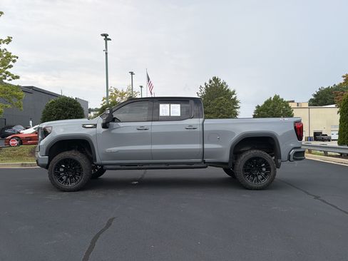 Used 2024 GMC Sierra 1500 Elevation AWD/4WD image 14