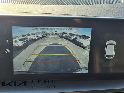 Certified 2025 Kia Telluride S image 4