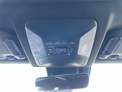 Used 2022 Toyota RAV4 XSE image 17