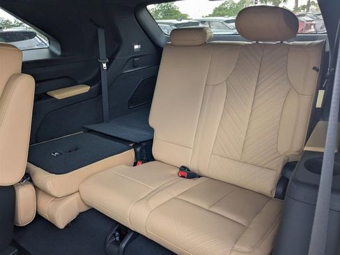 New 2025 Cadillac Escalade IQ Luxury 2 image 15