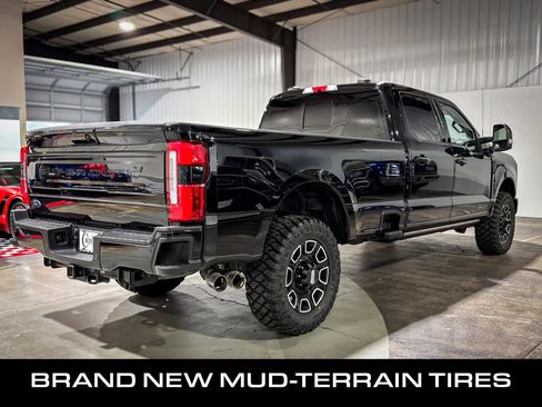 Used 2025 Ford F350 Platinum AWD/4WD image 5