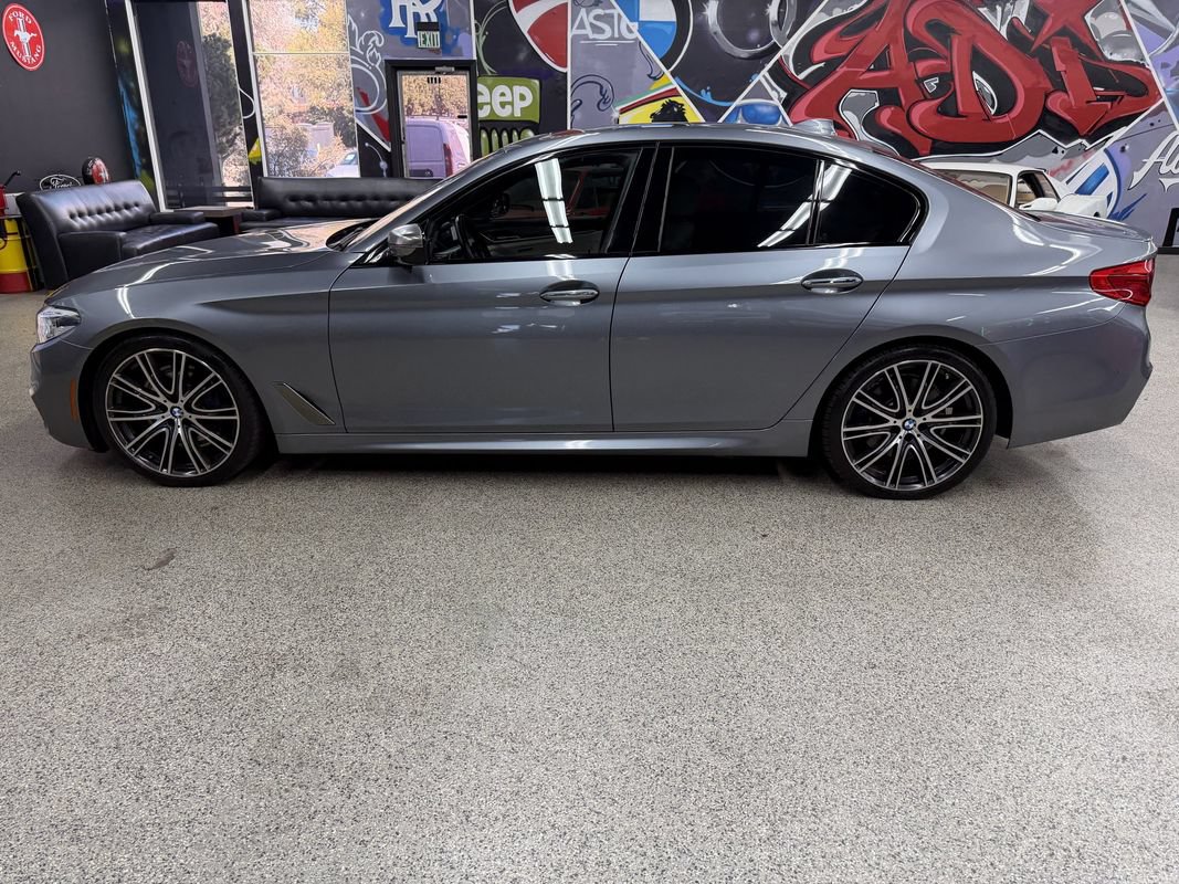 Used 2018 BMW M550i xDrive AWD/4WD image 2