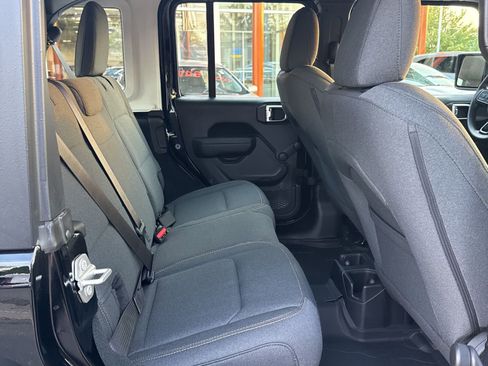 Used 2024 Jeep Wrangler Sport image 20