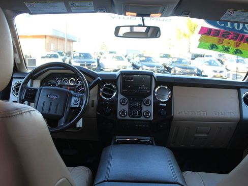 Used 2015 Ford F350 Lariat w/ Lariat Ultimate Package image 34