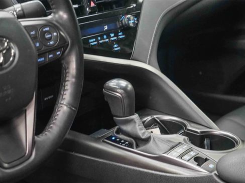 Used 2023 Toyota Camry SE w/ Cold Weather Package image 23