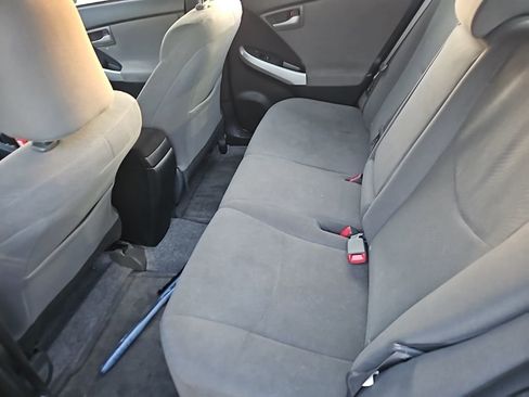 Used 2014 Toyota Prius Two image 4