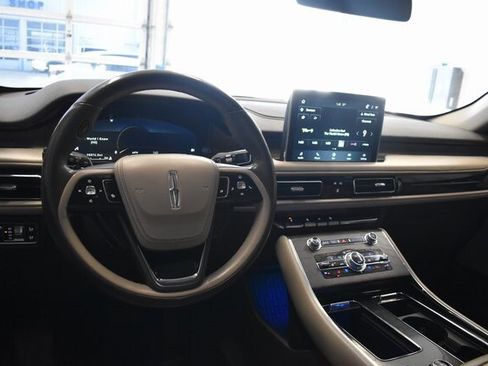 Used 2021 Lincoln Aviator Reserve w/ Equipment Group 202A image 24