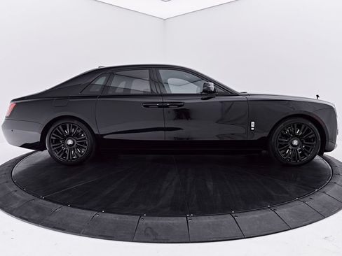 Used 2023 Rolls-Royce Ghost AWD/4WD image 21