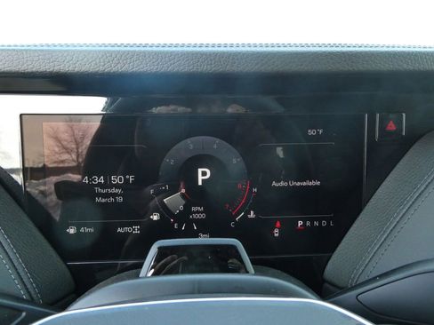 New 2026 GMC Yukon Denali w/ Denali Reserve Package AWD/4WD image 17