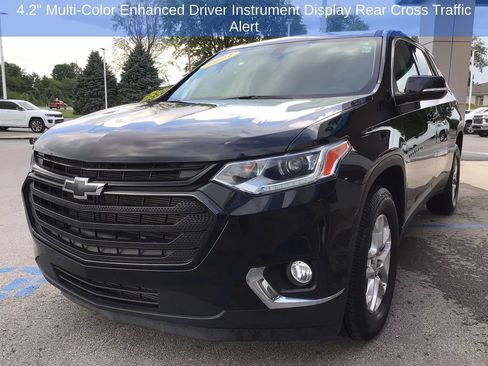 Used 2021 Chevrolet Traverse LT FWD image 13