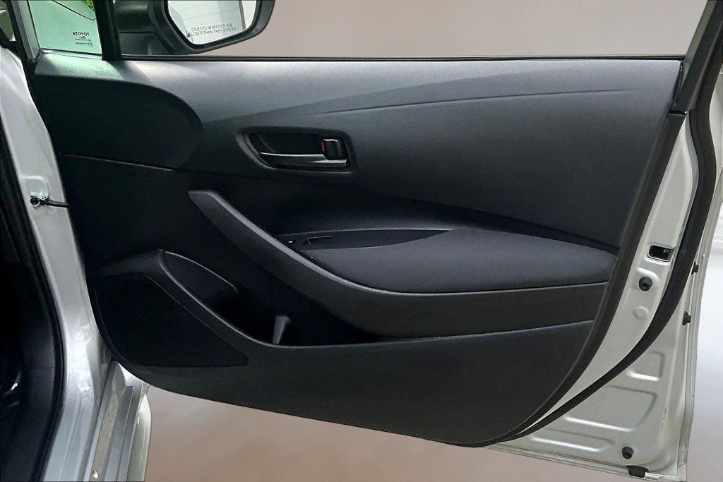 Used 2024 Toyota Corolla LE FWD image 25