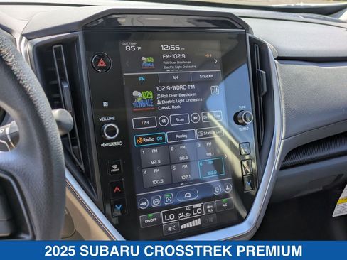 Certified 2025 Subaru Crosstrek 2.0i Premium image 25