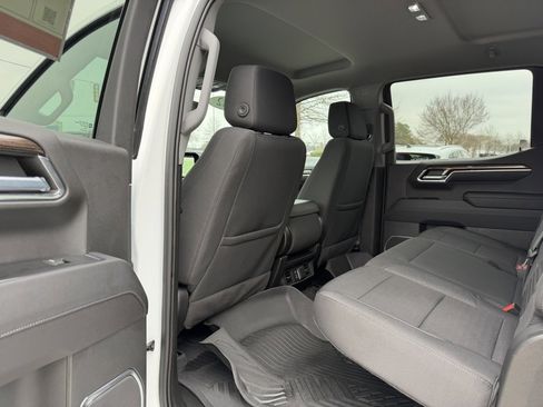 Used 2022 Chevrolet Silverado 1500 LT Trail Boss image 33