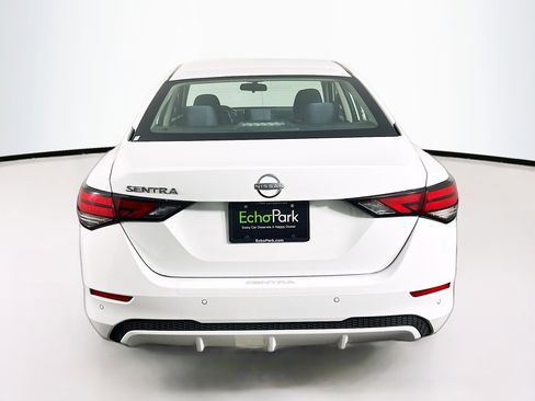 Used 2024 Nissan Sentra S image 7