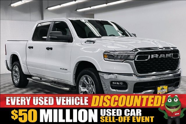 Used 2025 RAM 1500 Big Horn AWD/4WD image 1