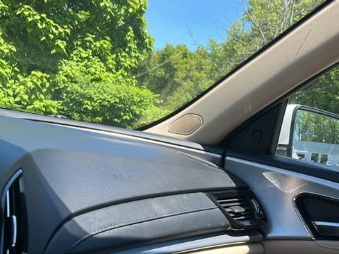 Used 2020 Acura RDX AWD w/ Technology Package image 18