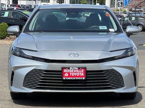 Certified 2025 Toyota Camry LE FWD image 10