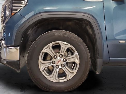 Used 2024 GMC Sierra 1500 SLT image 13