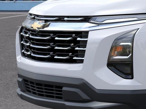 New 2026 Chevrolet Equinox LT AWD/4WD image 13