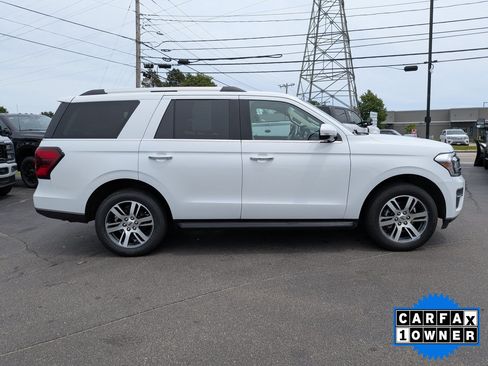 Certified 2024 Ford Expedition Limited AWD/4WD image 3