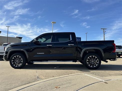 Used 2023 Toyota Tundra Limited image 2