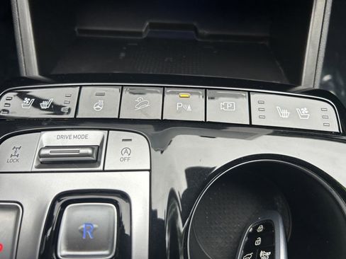 Used 2023 Hyundai Tucson Limited AWD/4WD image 17