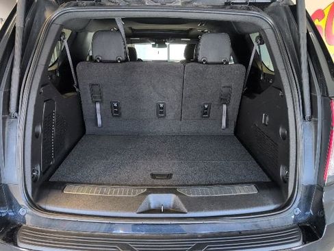 Used 2023 Chevrolet Suburban Z71 AWD/4WD image 30