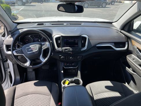 Used 2021 GMC Terrain SLE w/ Driver Convenience Package AWD/4WD image 19