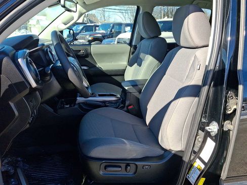 Certified 2023 Toyota Tacoma SR5 image 16